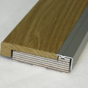 Vedeneristekynnys Panelia Woods Pro, 22x92x1010mm M10, tammilakattu, eri kyntekorkoja Viikonlopputarjous