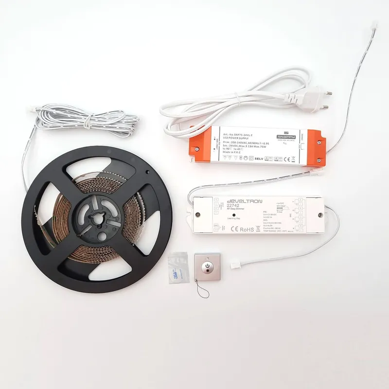 Erikoistarjous LED-valopaketti Dolle Sydney -portaisiin