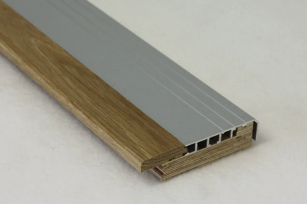 Vedeneristekynnys Panelia Woods Elite, 22x92x1010mm M10, tammilakattu, eri kyntekorkoja Alkuperäinen