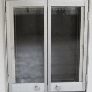 Takkaluukku Suora 335 x 395mm eri värivaihtoehtoja Uutuus
